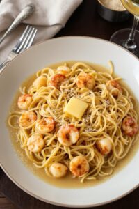 garlic seafood pasta dish